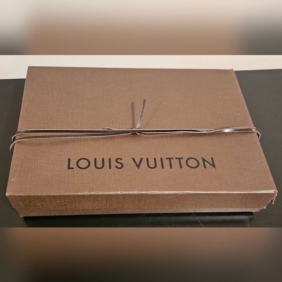 LOUIS VUITTON Brown Box W Lid Leather Ribbon Card Receipt Holder Empty Gift Set - Picture 8 of 10